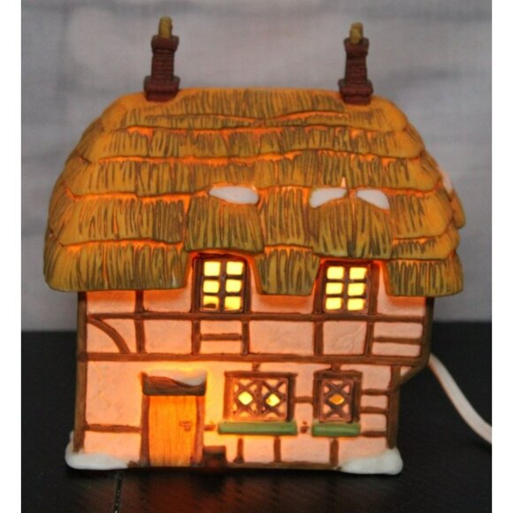 "Dickens' Village Cottage" Dept. 56 - Hand Painted Porcelain - Picture 3 of 7